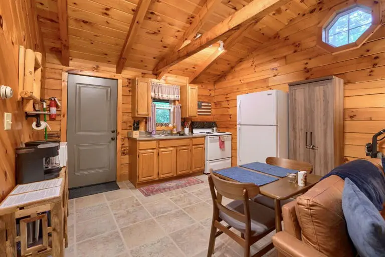 American Hollow American Hollow