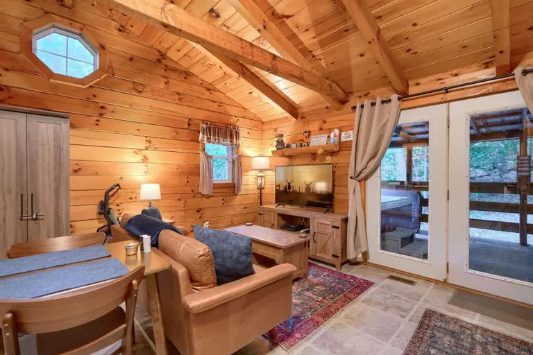 American Hollow American Hollow