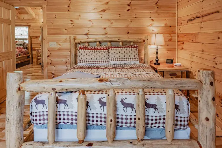 Aspen Hollow Lodge