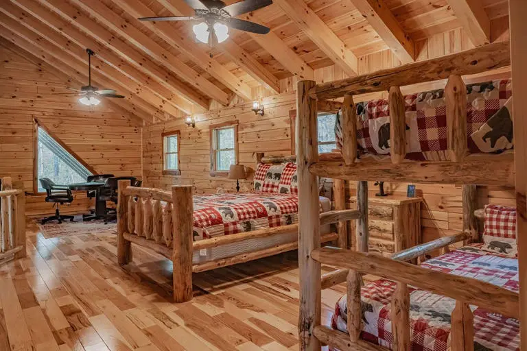 Aspen Hollow Lodge