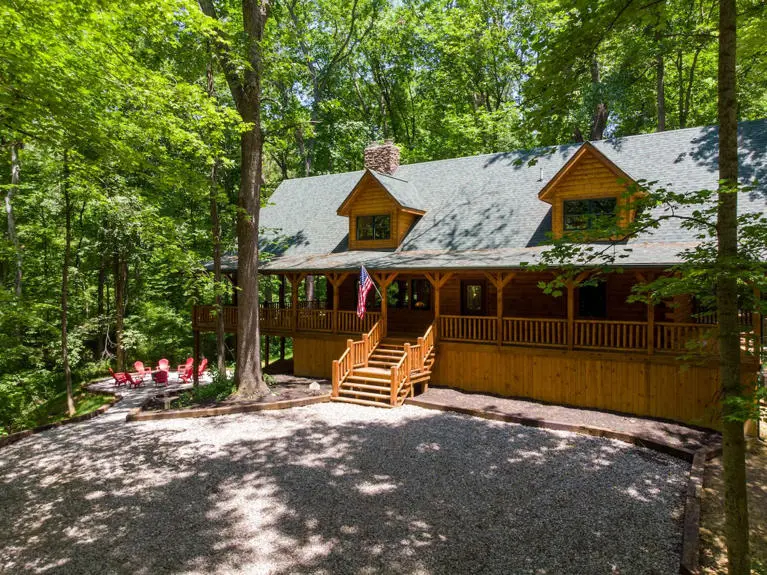 Aspen Hollow Lodge