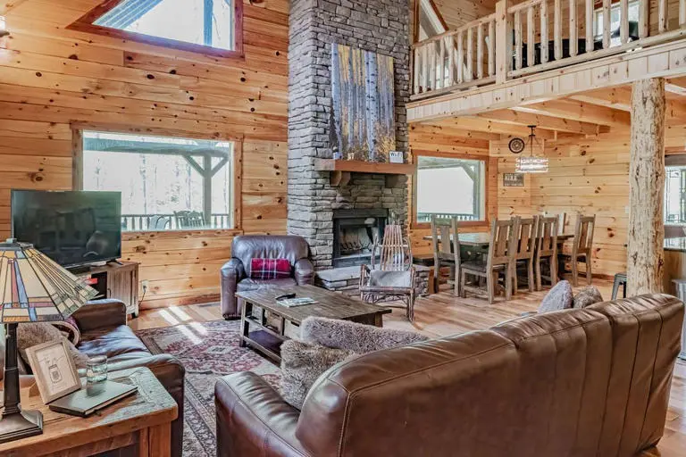 Aspen Hollow Lodge