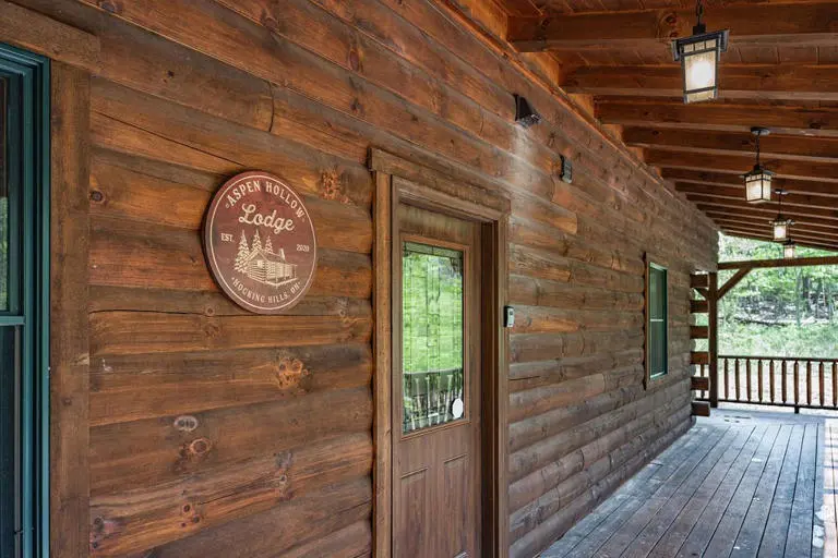 Aspen Hollow Lodge
