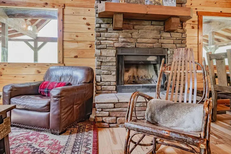 Aspen Hollow Lodge