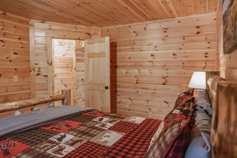 Aspen Hollow Lodge
