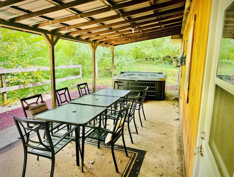 trails end lodge