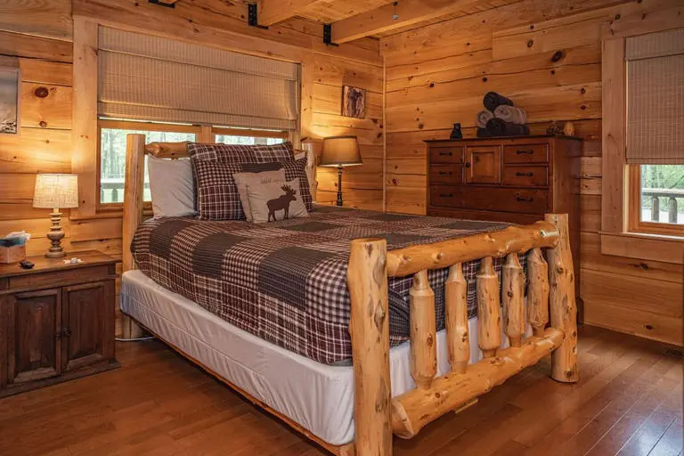 Black Bear Hideaway