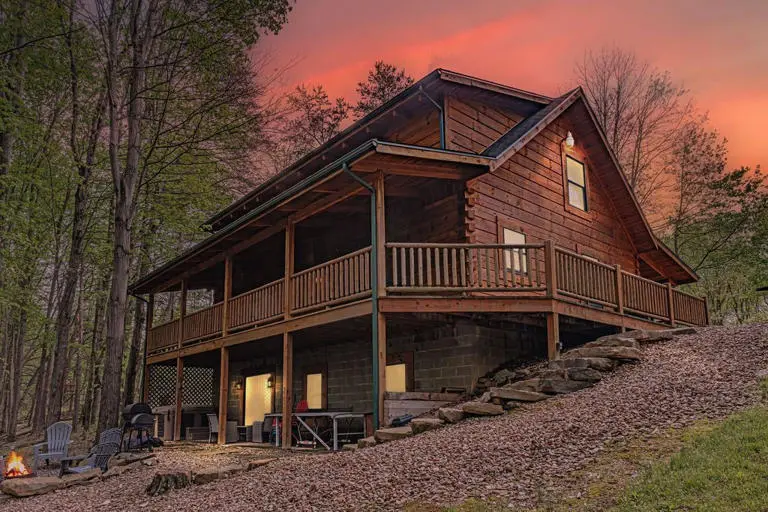 Black Bear Hideaway