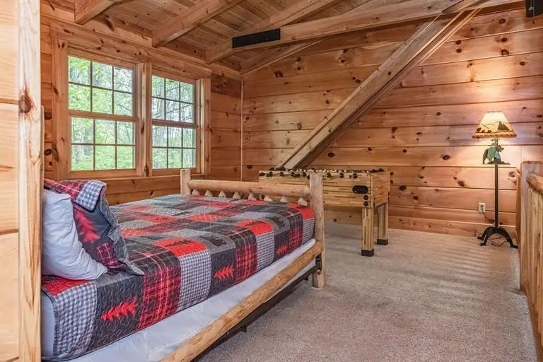 Black Bear Hideaway