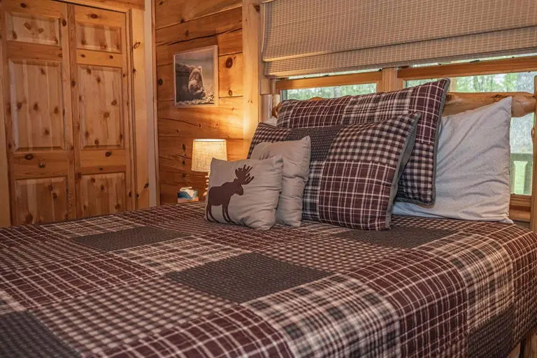 Black Bear Hideaway