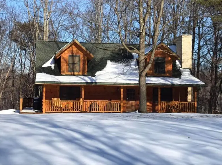 Black Bear Hideaway