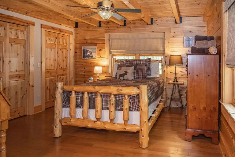 Black Bear Hideaway