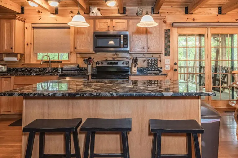 Black Bear Hideaway