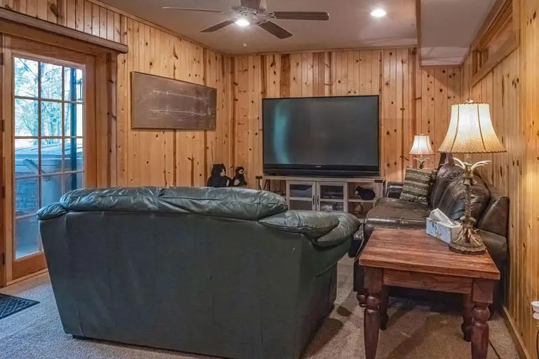 Black Bear Hideaway