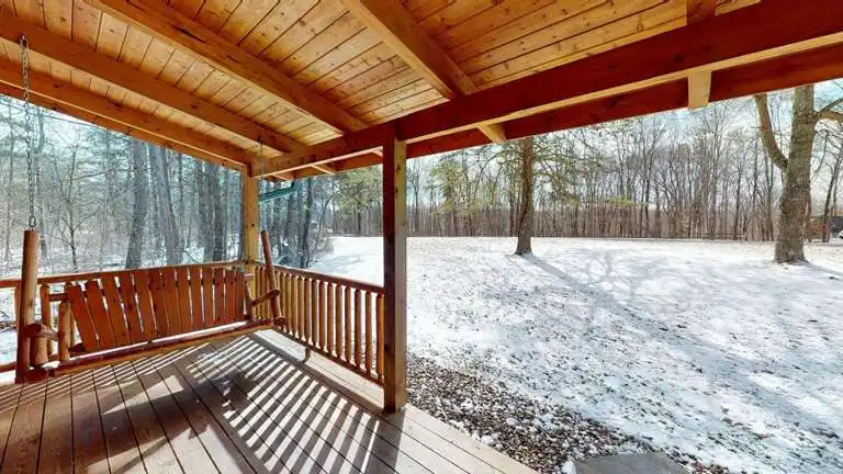 black bear hideaway lodge hocking hills