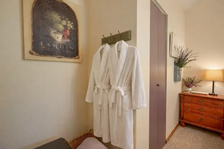 Carps Cabin Carps Cabin