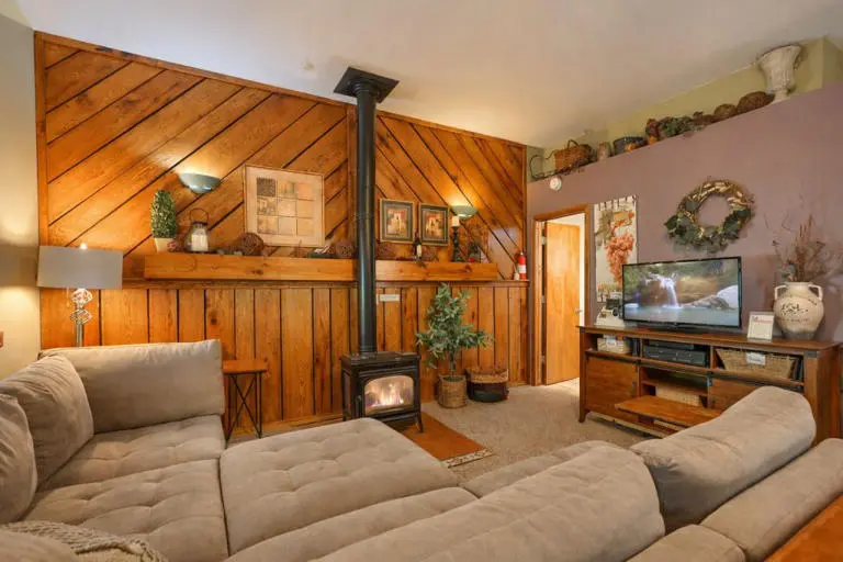 Carps Cabin Carps Cabin