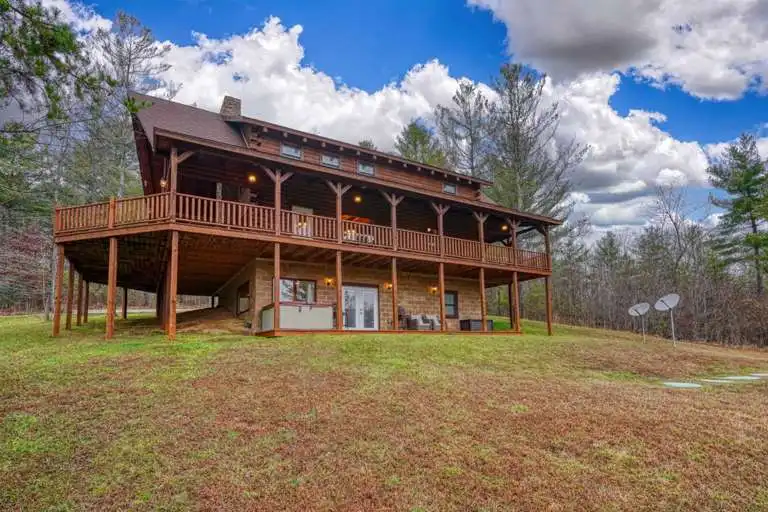 hidden lake lodge hocking hills