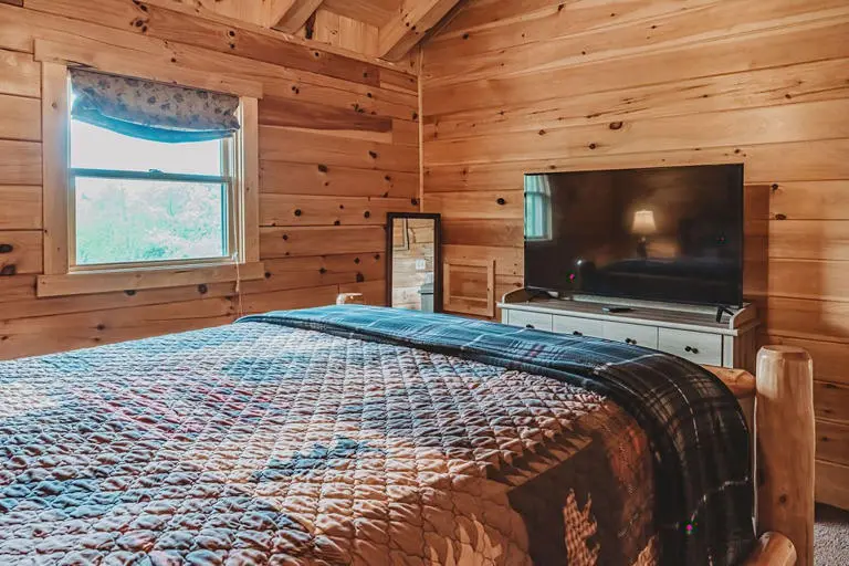 Hidden Lake Lodge 1220E