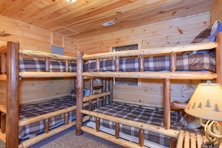 Hidden Lake Lodge 61E34