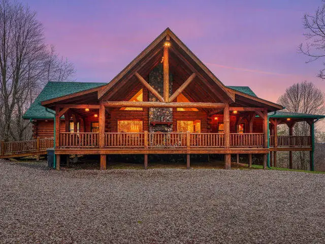 Hocking Hills Lodging Company Dogwood Manor