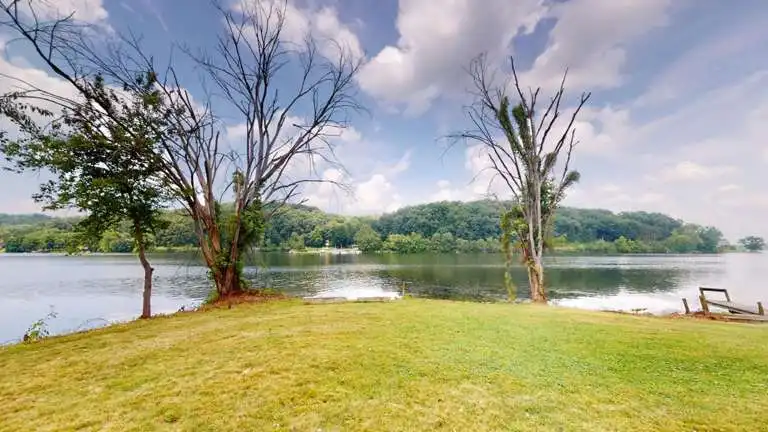 lake front oasis