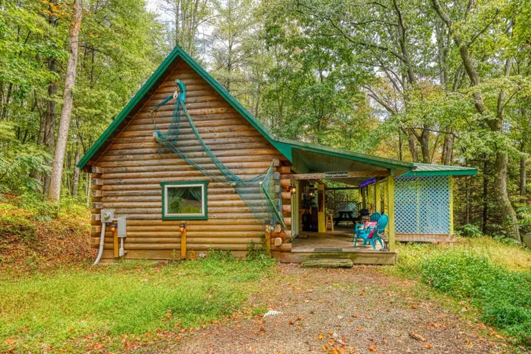 margaritaville cabin