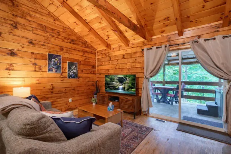 Natures Paradise Cabin