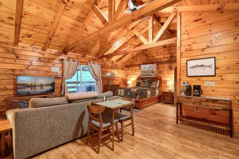 Natures Paradise Cabin