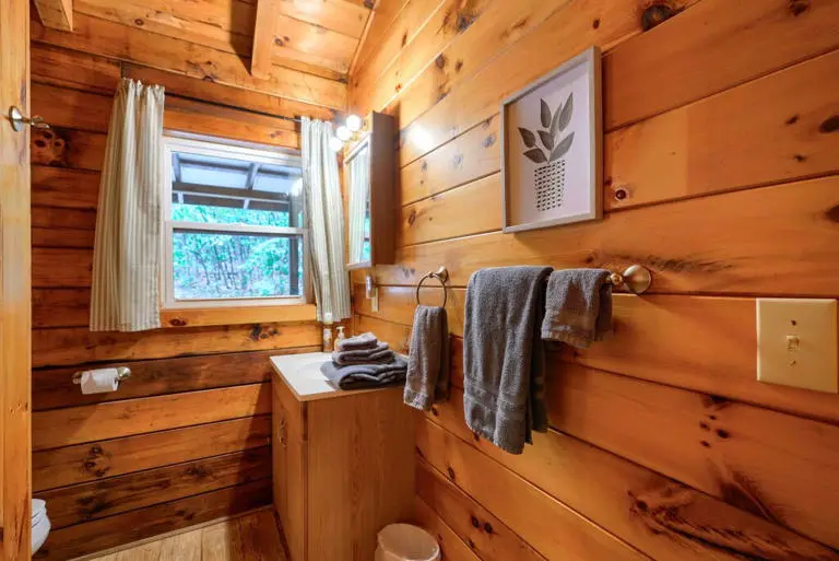 Natures Paradise Cabin