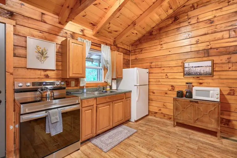 Natures Paradise Cabin