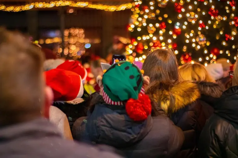 Shutterstock2530542771