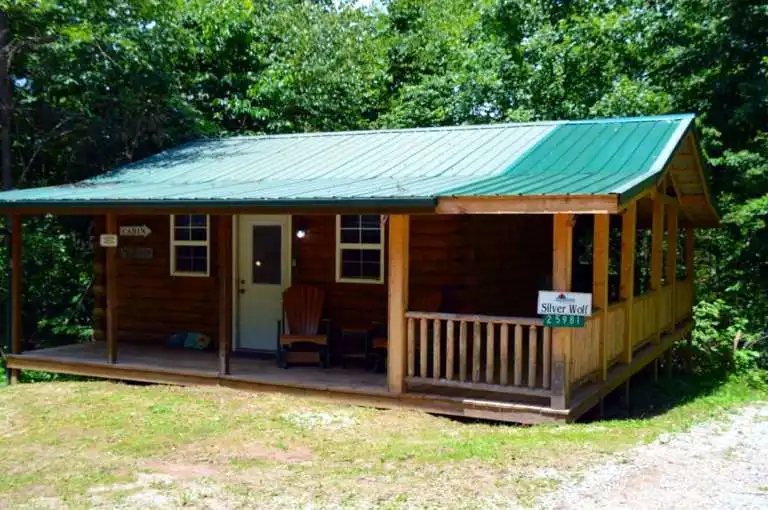 Silver Wolf - Hocking Lodging Company