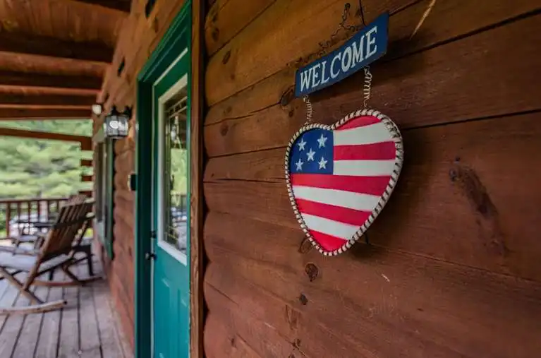 sunrise lodge hocking hills