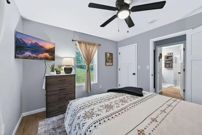 The Cozy Overlook 4293D The Cozy Overlook 4293D