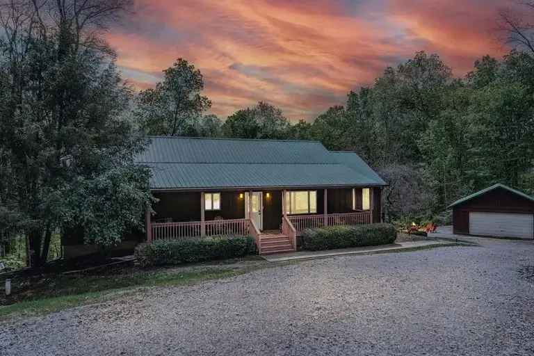 The Heartland Lodge 73Af0 Webp