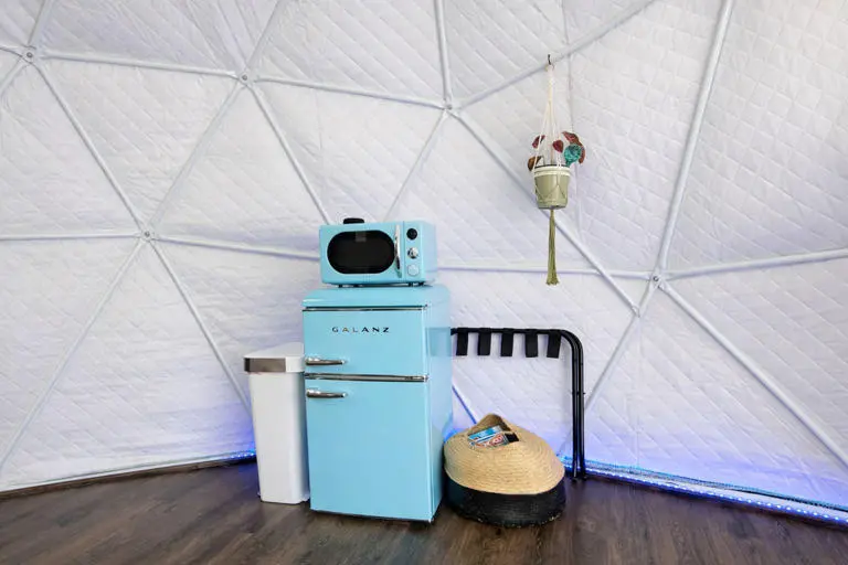 The Penguin Igloo The Penguin Igloo