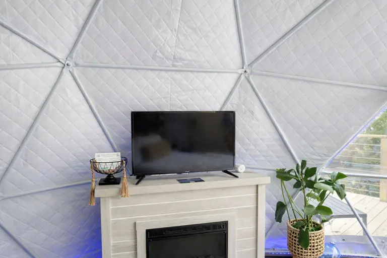 The Penguin Igloo The Penguin Igloo