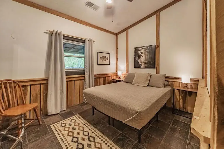 Trails End Lodge