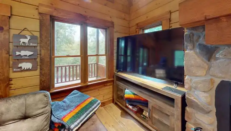 White Tail Ridge Retreat Hocking Lodging Company White Tail Ridge Retreat Hocking Lodging Company